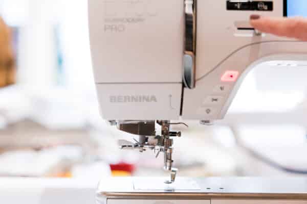 Bernina 700E Pro - Image 10