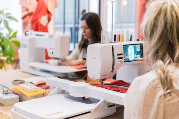Bernina 700E Pro - Image 4