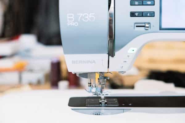 Bernina 735 Pro Sewing Machine - Image 8
