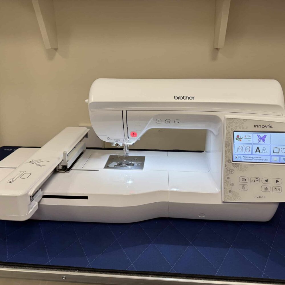 Brother Innov-is 880E Showroom Display Model