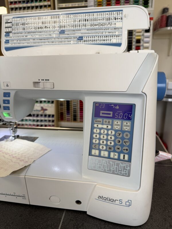 Second Hand Janome Atelier 5 - Image 3
