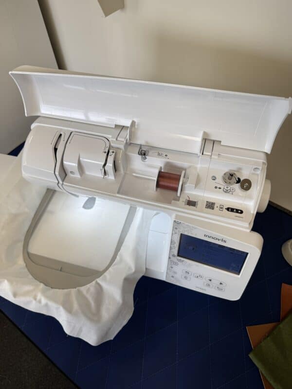 Second Hand Brother Innov-is 880e - Image 2