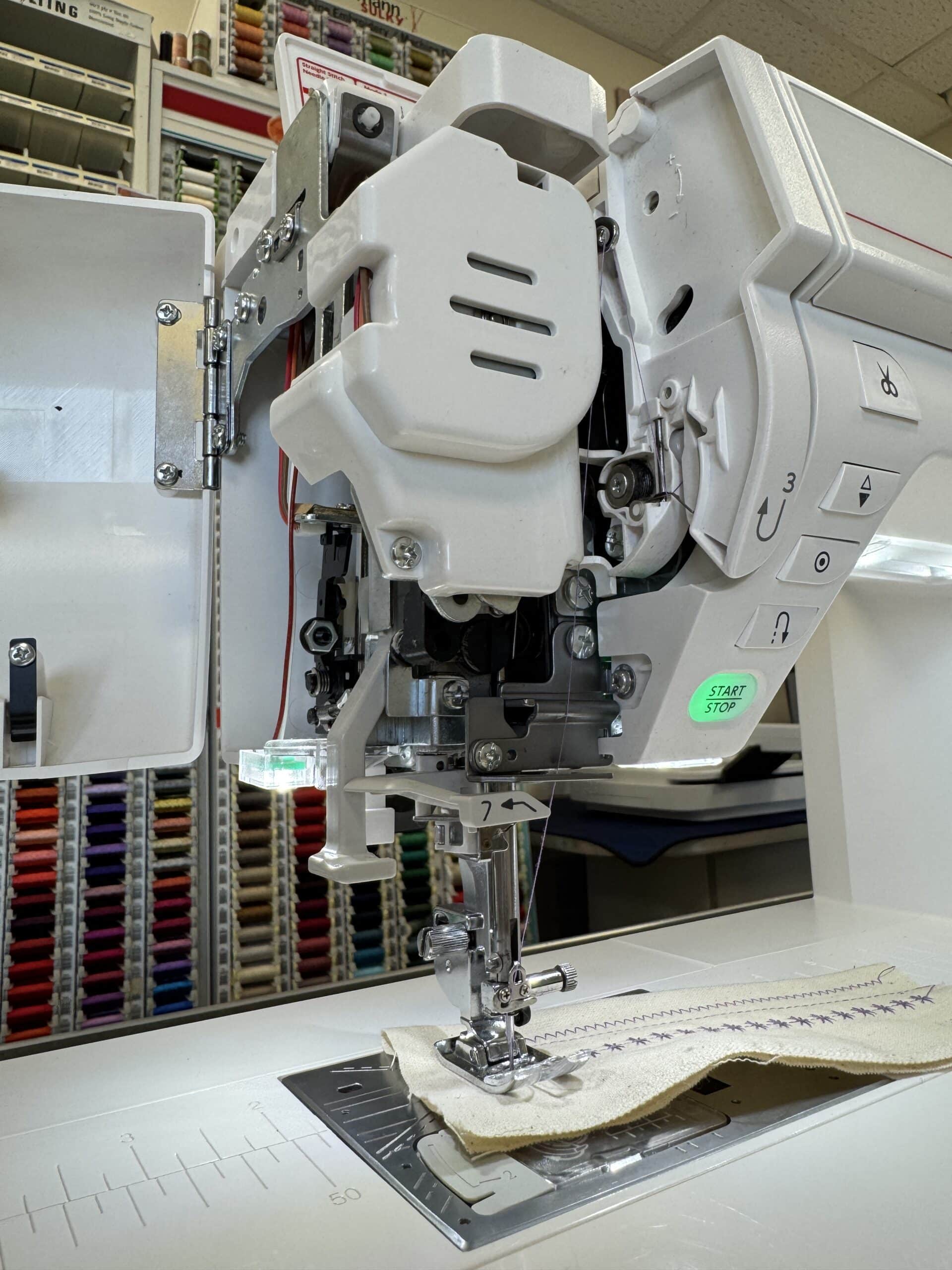 Second Hand Elna eXcellence 680+ - Image 4