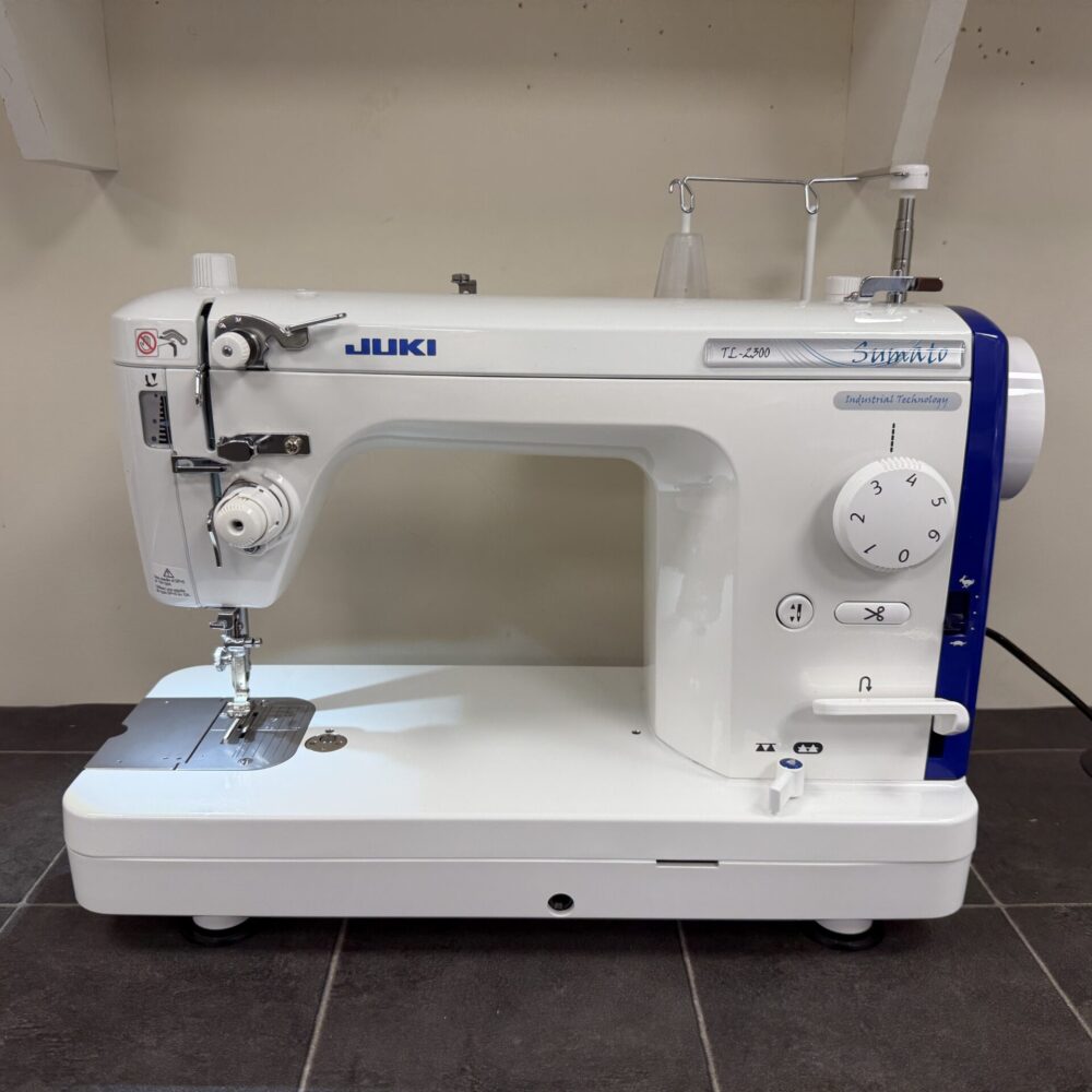 Used Juki TL-2300 Sumato Semi Professional