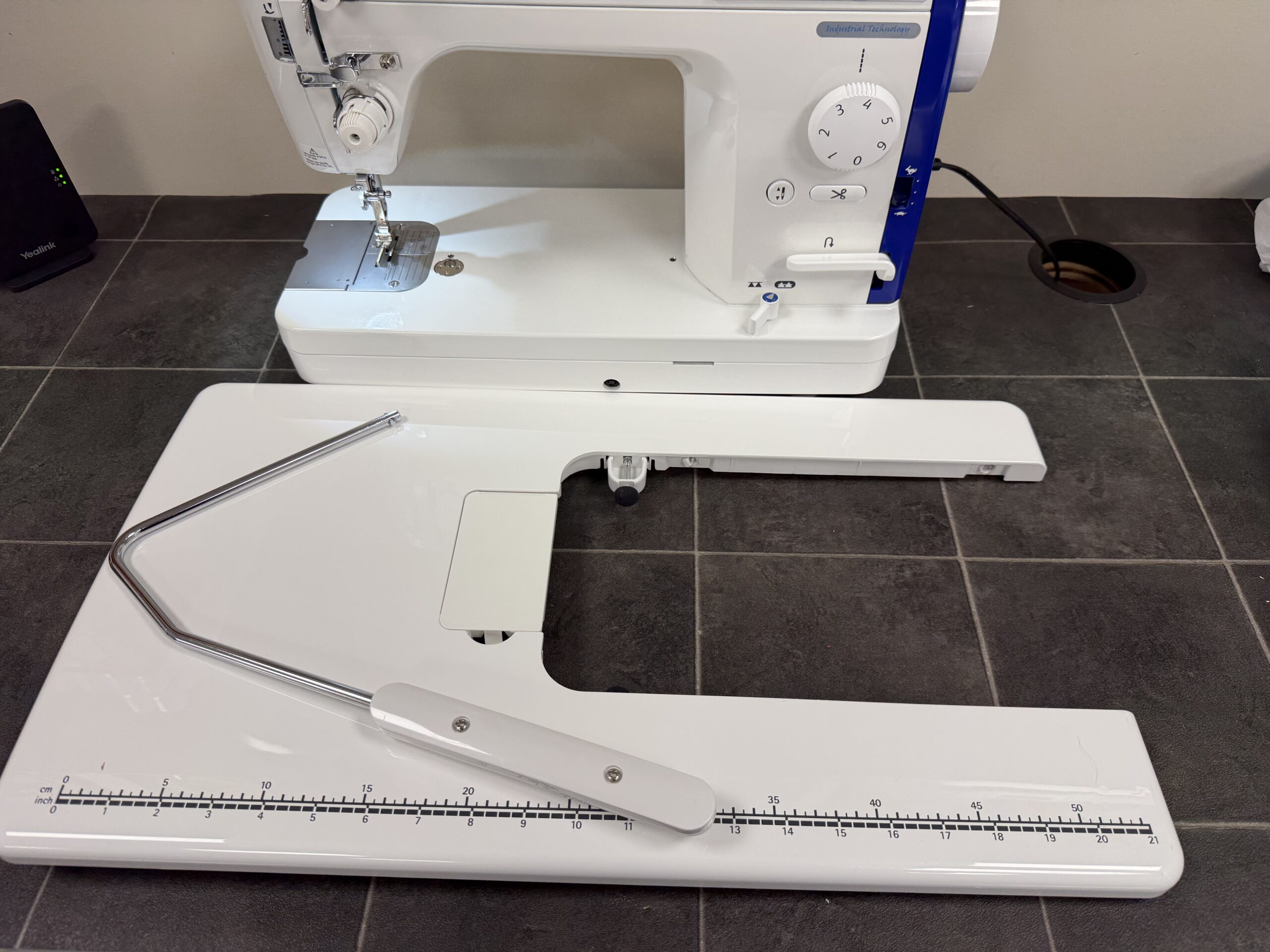 Used Juki TL-2300 Sumato Semi Professional - Image 4